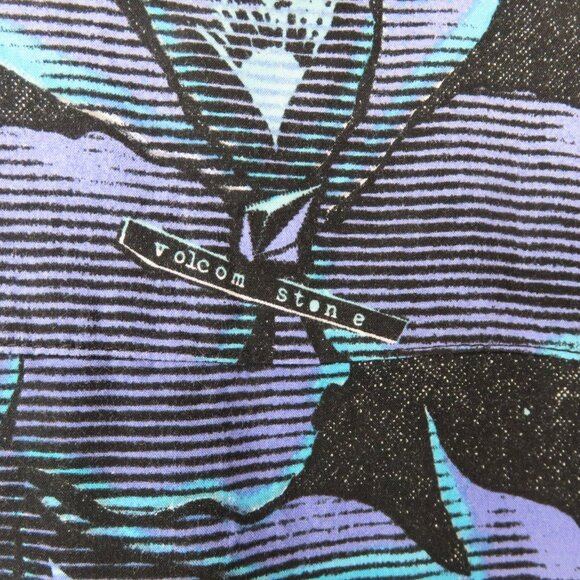 Volcom Hawaiian Shirt Youth 14 XL Black Blue Purple Floral Skate Surf SS - Picture 8 of 11